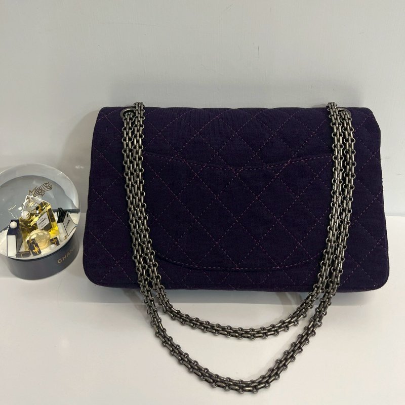 Chanel 2.55 中號 斜背包 複古銀釦-1