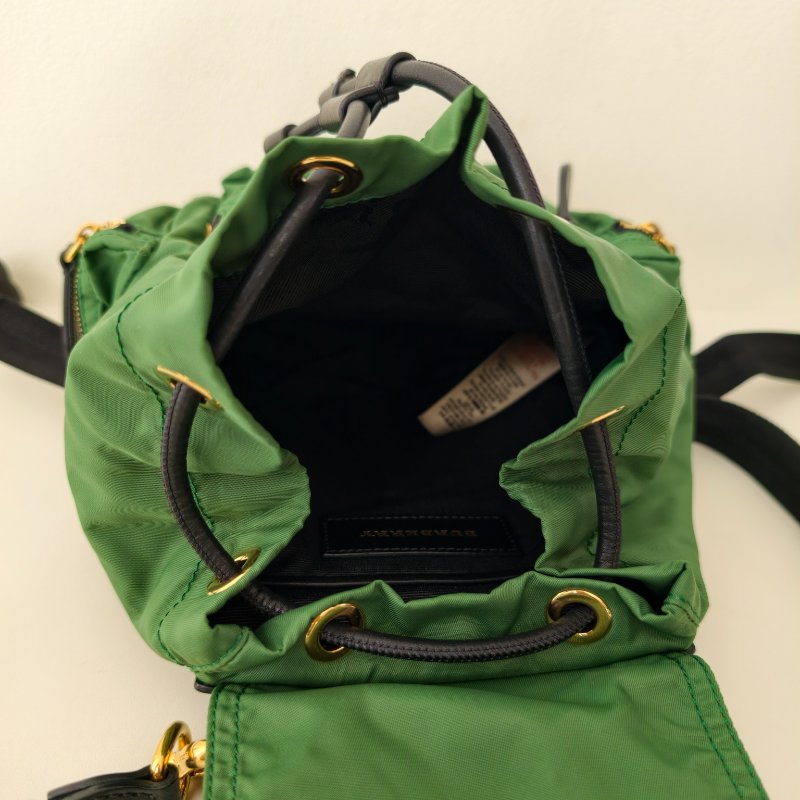 博柏利/Burberry 綠色尼龍雙肩背包 金色五金 尺寸:16*26*11cm 98新-10