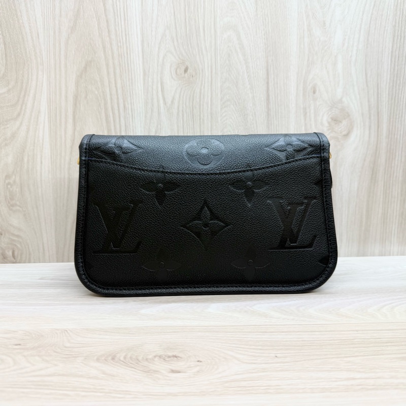 LV黑牛皮金釦Diane法棍包M46386-5