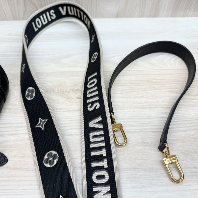 LV黑牛皮金釦Diane法棍包M46386-11