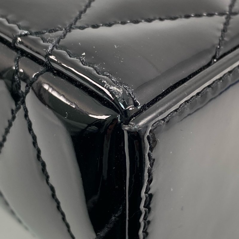 △ Saint Laurent 聖羅蘭 Black Patent Leather June Box Crossbody Bag 黑色漆皮斜背袋 - 267001390-10