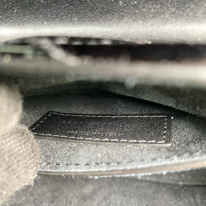 △ Saint Laurent 聖羅蘭 Black Patent Leather June Box Crossbody Bag 黑色漆皮斜背袋 - 267001390-16