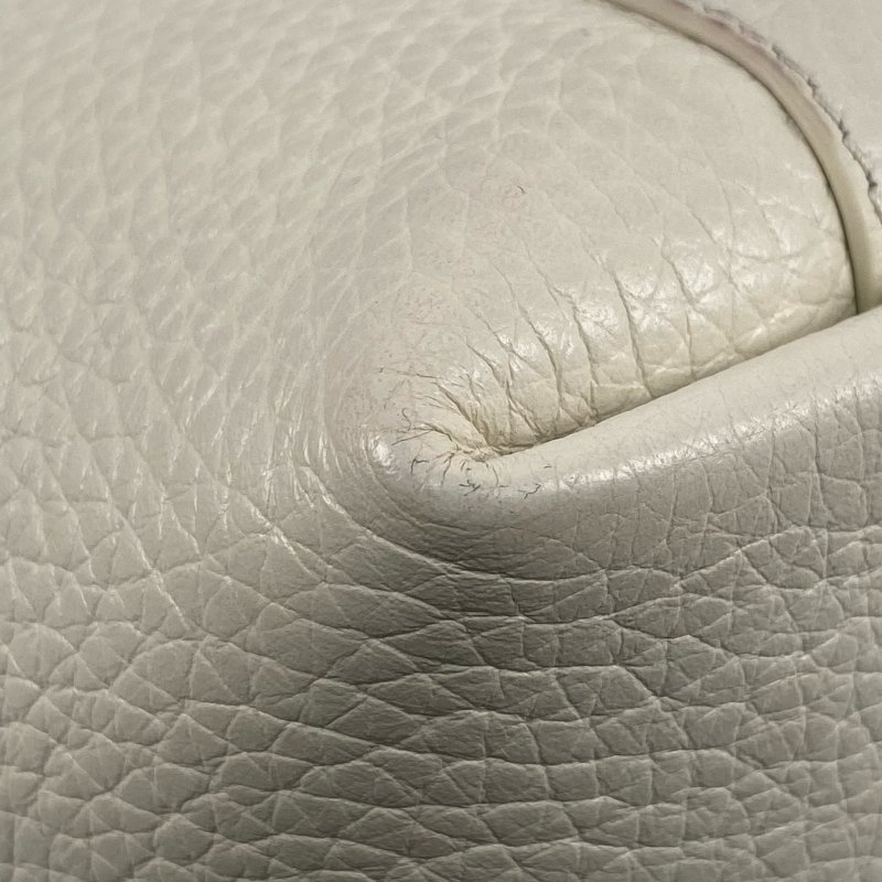 △ Dior 迪奧 White Calfskin Signature Bucket 2 Way Bag 白色小牛皮兩用水桶袋 - 267001191-10