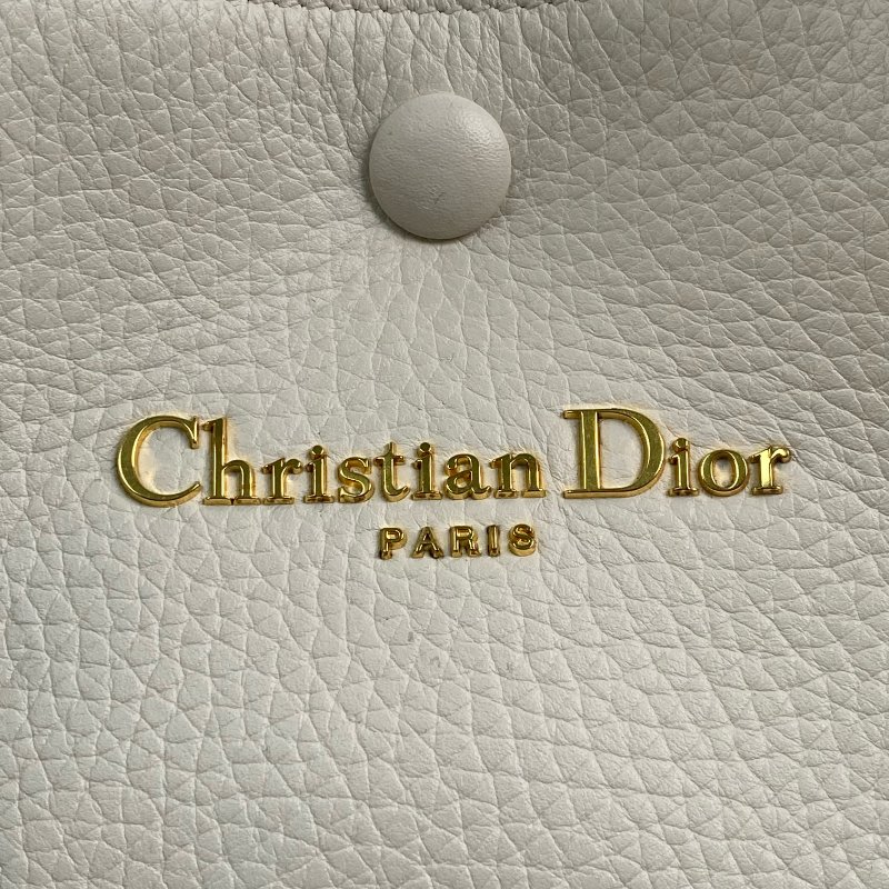 △ Dior 迪奧 White Calfskin Signature Bucket 2 Way Bag 白色小牛皮兩用水桶袋 - 267001191-13