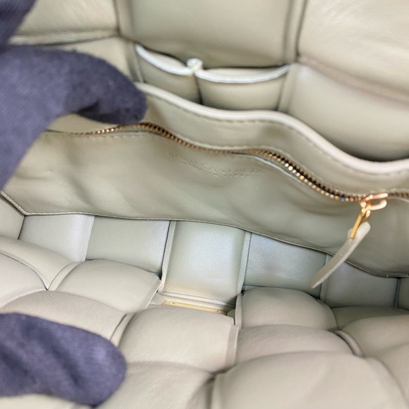 ☆ Bottega Veneta 寳緹嘉 Grey Green Sheepskin Padded Cassette Shoulder Bag 灰綠色羊皮肩背袋 - 267001331-16