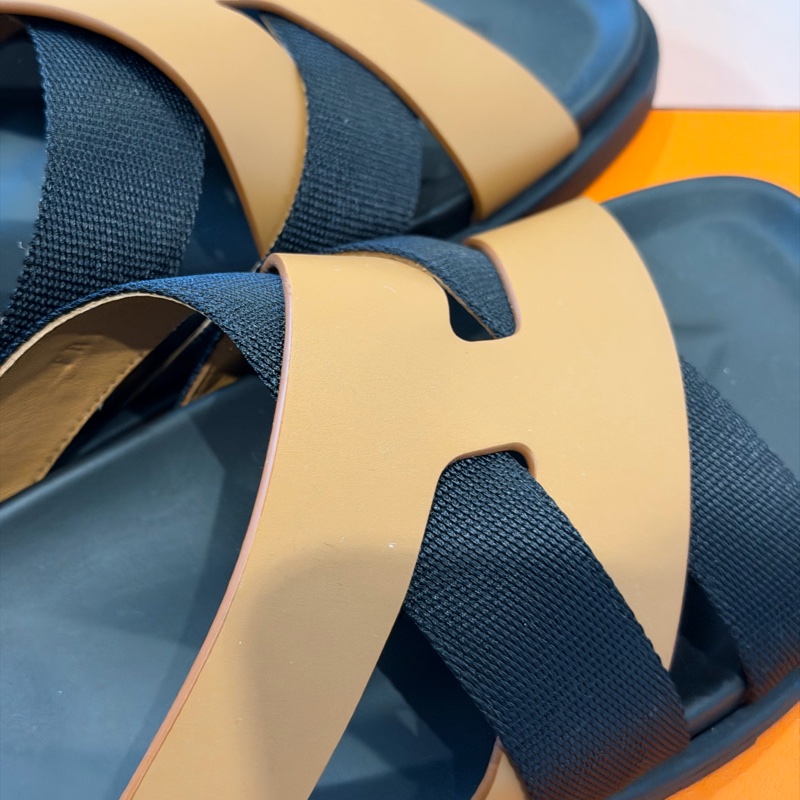 愛馬仕 雙色拖鞋🖤 （未穿過閑置品）🩶40.5-4