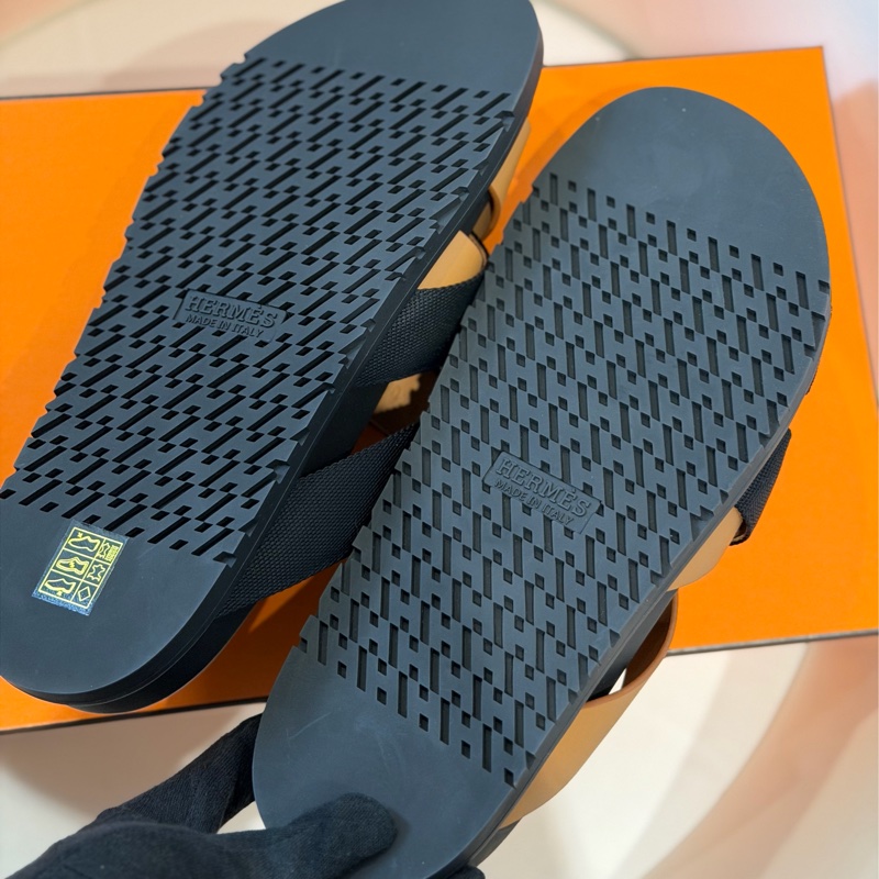 愛馬仕 雙色拖鞋🖤 （未穿過閑置品）🩶40.5-8