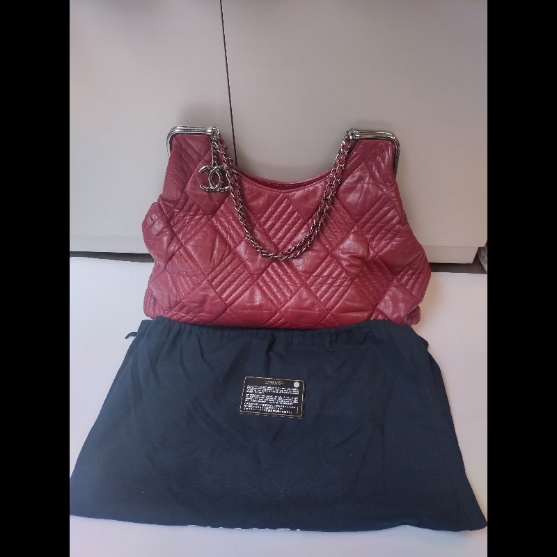Chanel 銀鍊銀框邊紅皮大菱格梯形托特包-4