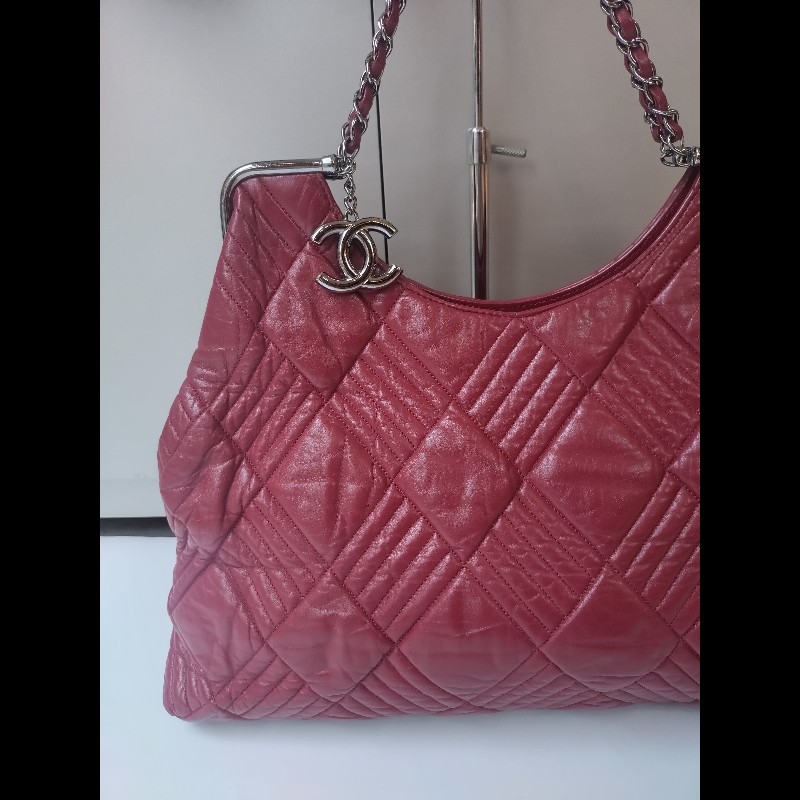 Chanel 銀鍊銀框邊紅皮大菱格梯形托特包-6