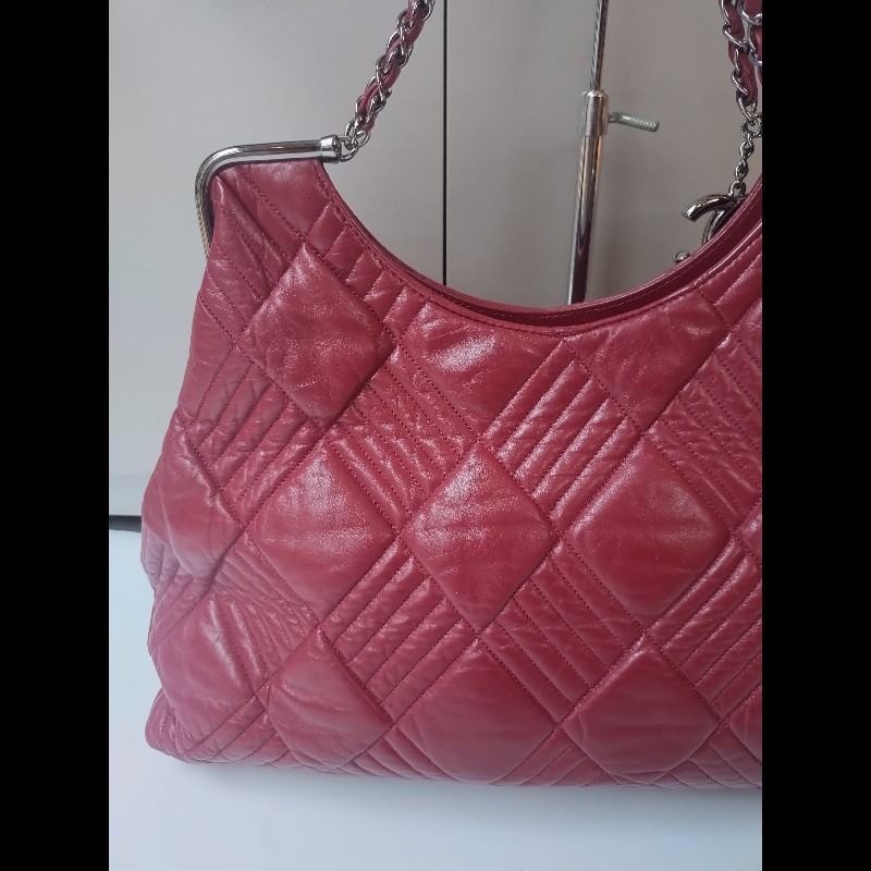 Chanel 銀鍊銀框邊紅皮大菱格梯形托特包-7