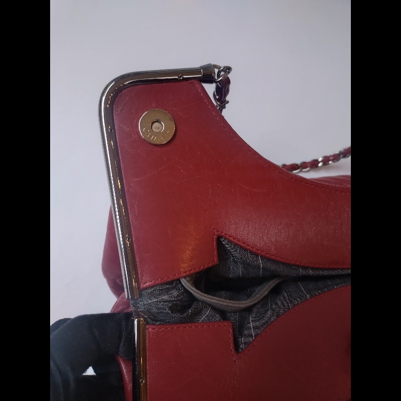 Chanel 銀鍊銀框邊紅皮大菱格梯形托特包-31