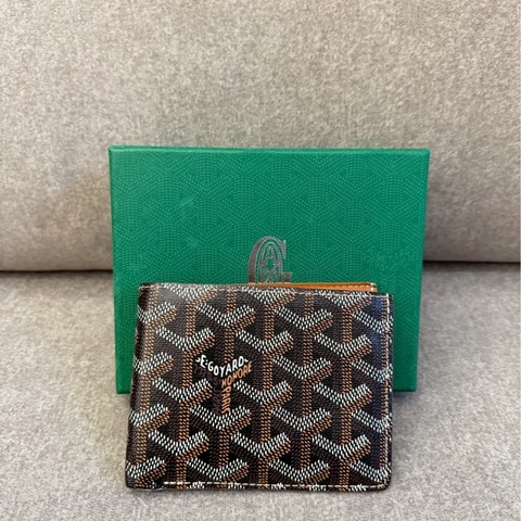 GOYARD黑棕八卡短夾