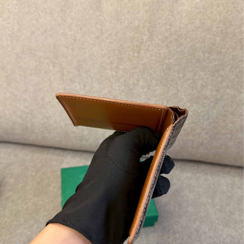 GOYARD黑棕八卡短夾-7