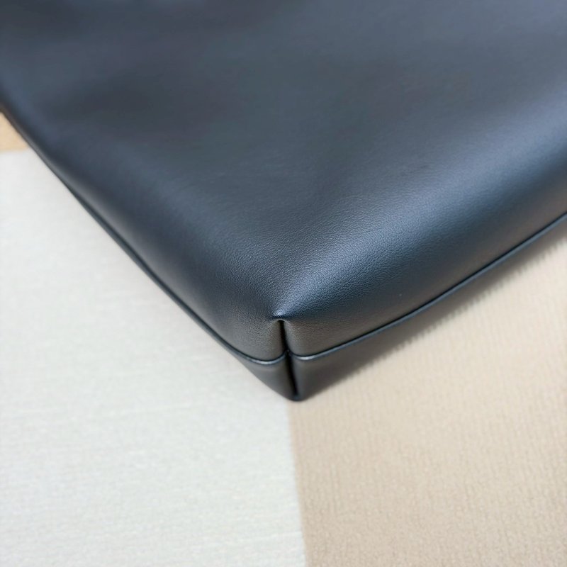 (激新！濃濃皮香😍）🏷YSL 聖羅蘭．Bold Tote 托特包-7