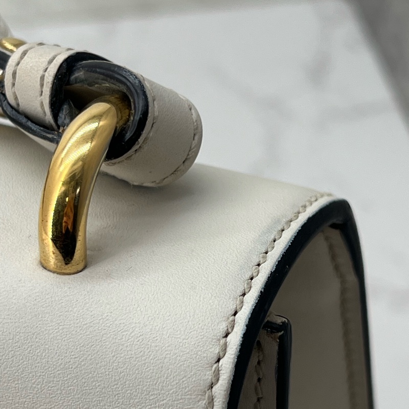 香緹國際精品 842 Gucci 塞爾維亞 白色-2