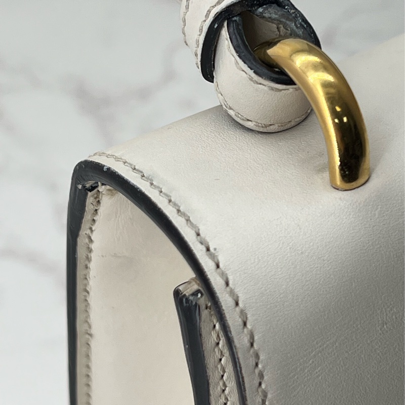 香緹國際精品 842 Gucci 塞爾維亞 白色-3