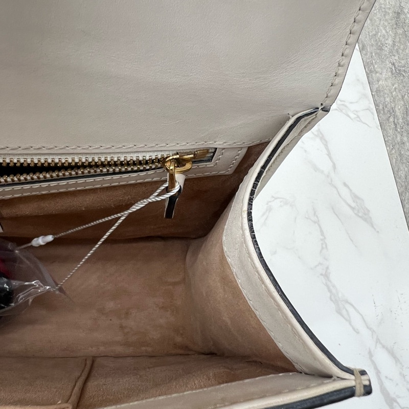 香緹國際精品 842 Gucci 塞爾維亞 白色-10