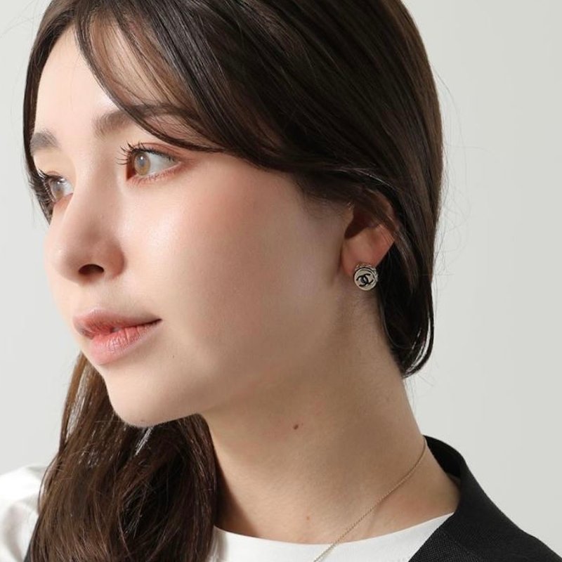 Chanel香奈兒【25B 秋冬預告】橢圓形金色菱格紋耳環👏9.5成新 閒置品-15