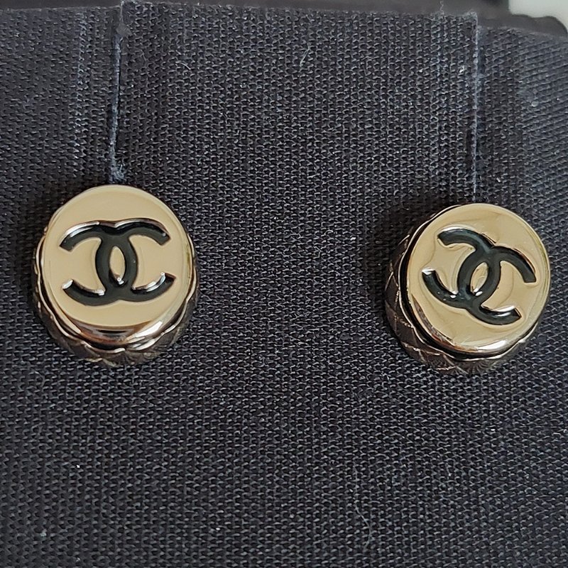 Chanel香奈兒【25B 秋冬預告】橢圓形金色菱格紋耳環👏9.5成新 閒置品-44