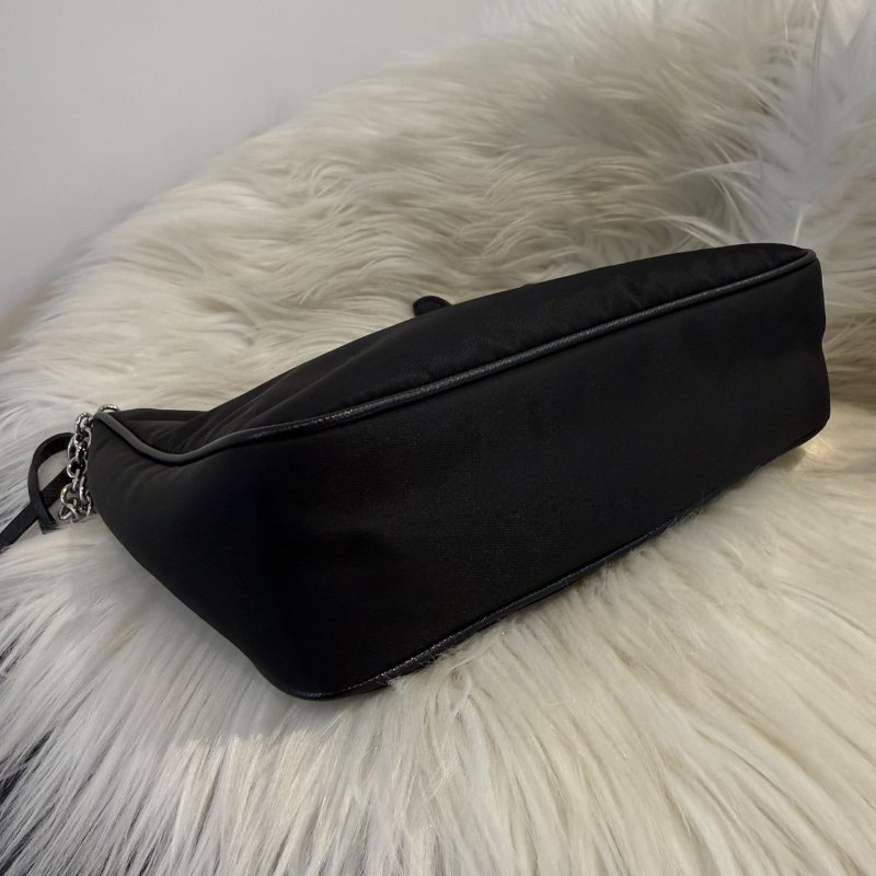 Prada Re-Edition 2005 Re-Nylon 肩背包-4