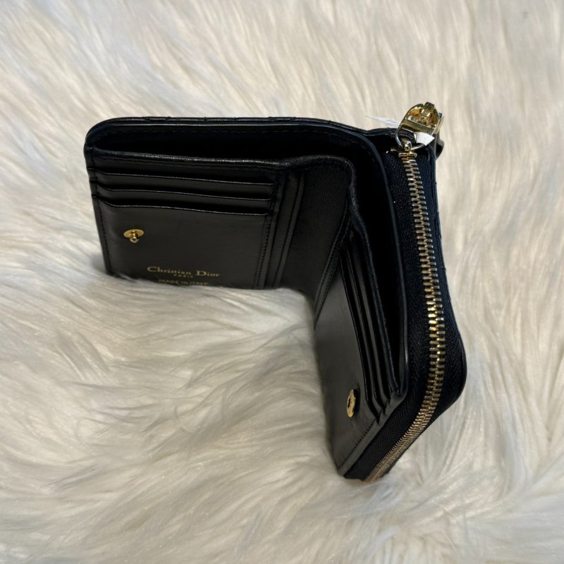 Dior Jolie珍珠黑籐格紋短夾-3