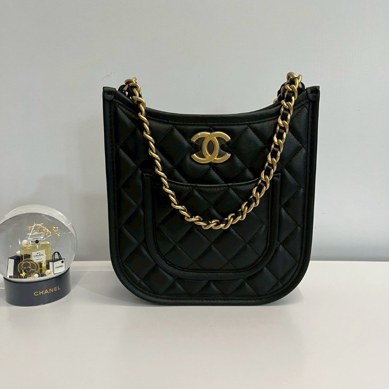 Chanel 24S hobo bag 黑金牛 晶片款-0