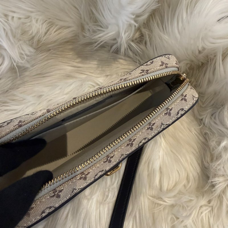 LV Monogram Mini Lin Juliette 單寧肩背包-9