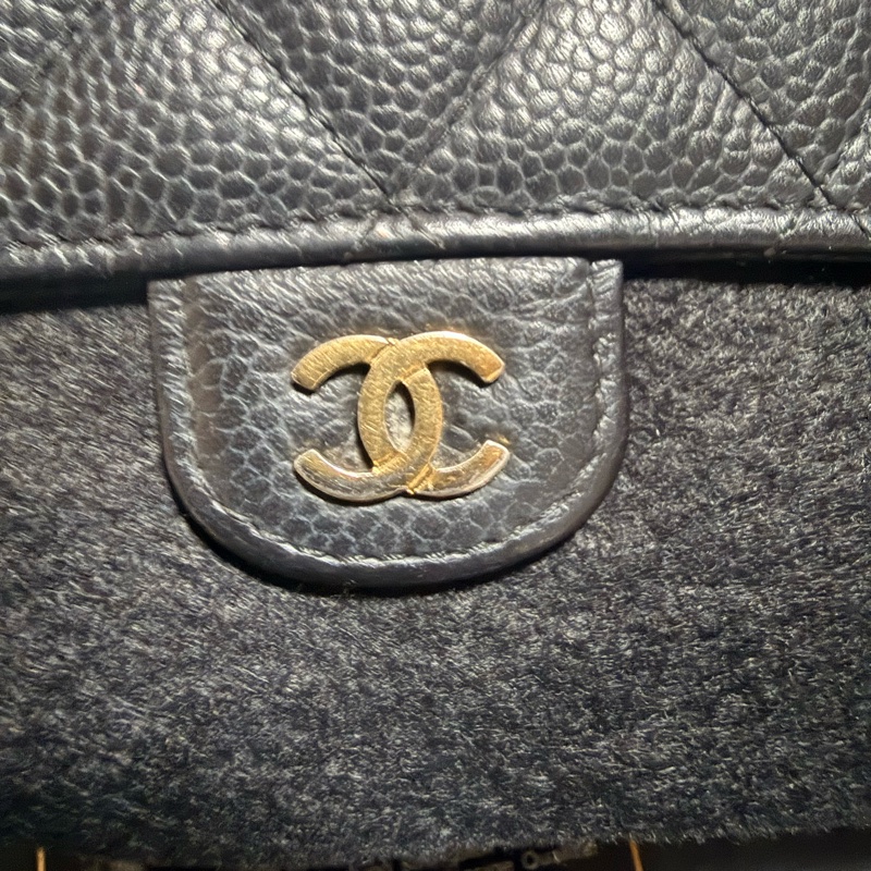 CHANEL經典雙 C LOGO 黑色荔枝牛皮金釦翻蓋長夾 發財包-1