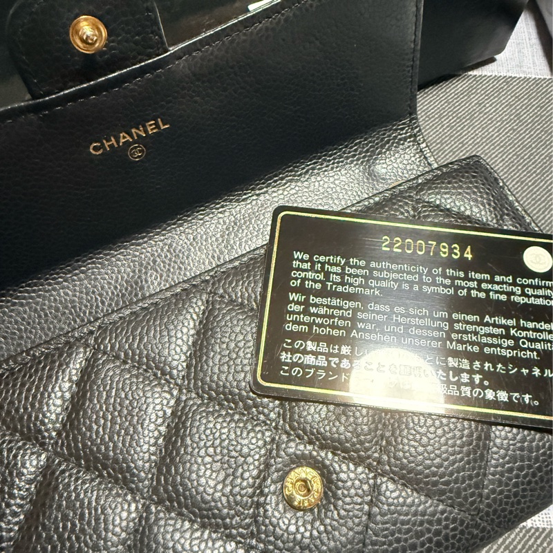 CHANEL經典雙 C LOGO 黑色荔枝牛皮金釦翻蓋長夾 發財包-8