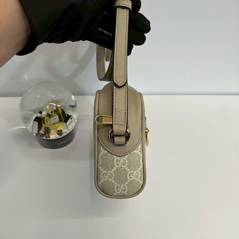 Gucci 郵差包 99新閒置-3