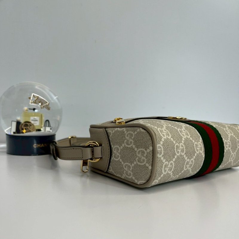 Gucci 郵差包 99新閒置-4