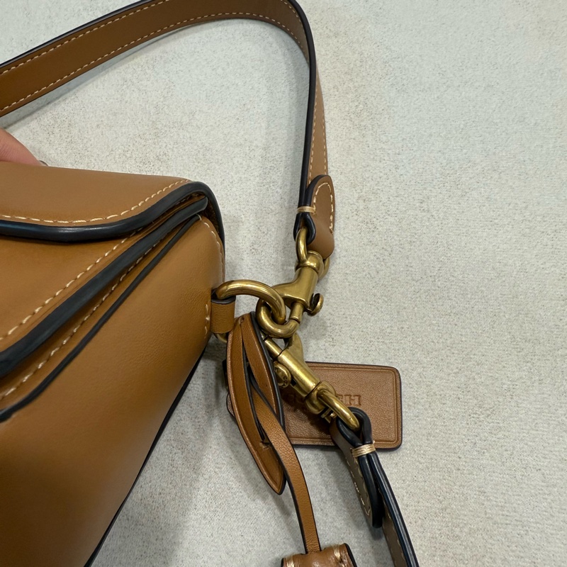 Coach studio 20 baguette 法棍包 腋下包 light camel 駝色-22
