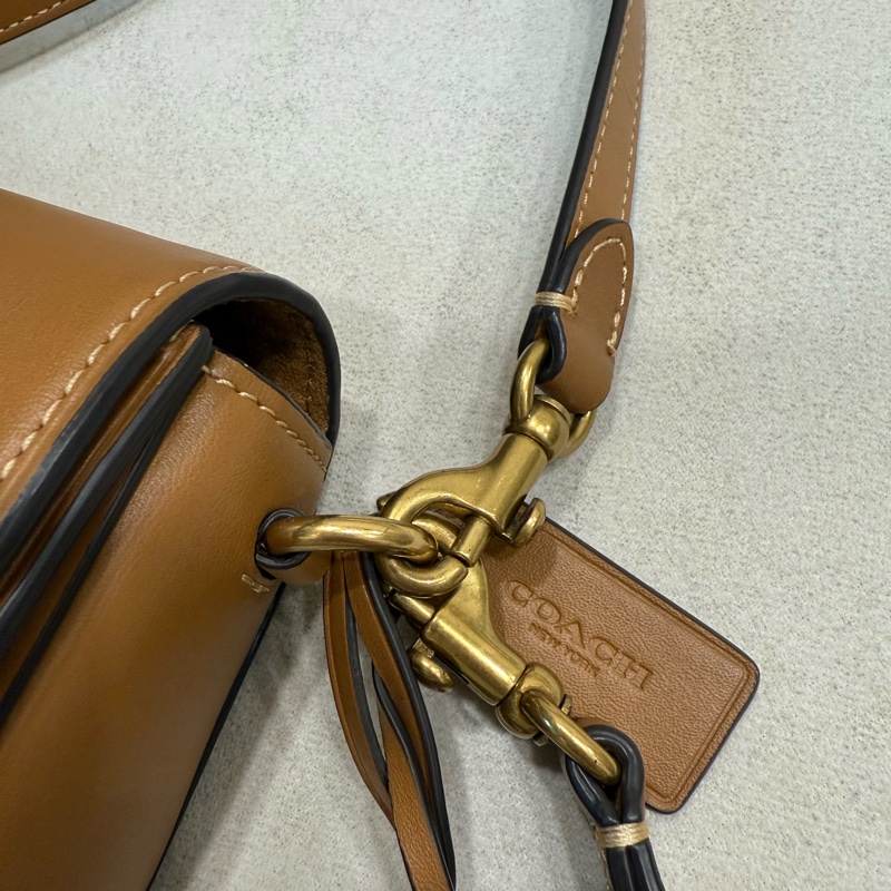 Coach studio 20 baguette 法棍包 腋下包 light camel 駝色-26