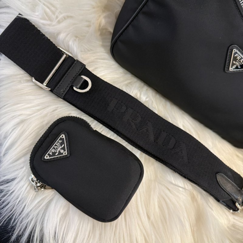 Prada Re-Edition 2005 Re-Nylon 肩背包-6