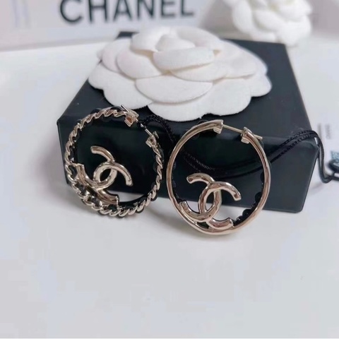 「JL精品代購」98新 Chanel 香奈兒雙C皮穿鏈耳圈