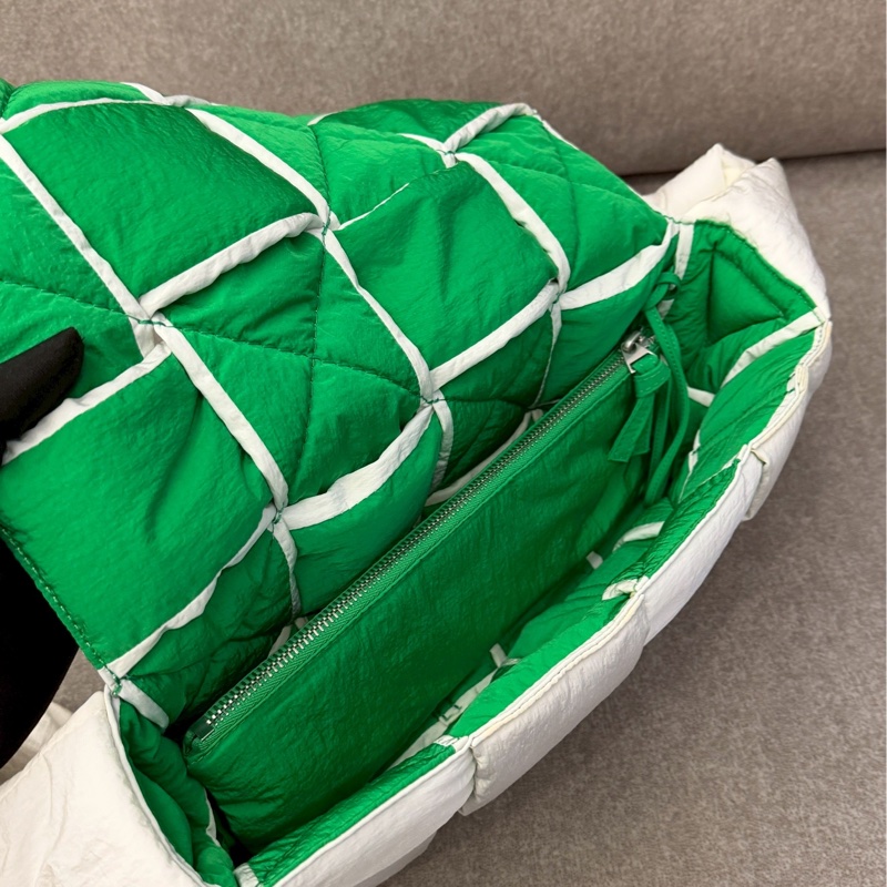 BV白綠編織尼龍大格-6