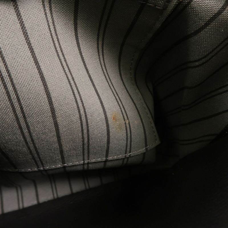 LOUIS VUITTON Monogram Empreinte Montaigne BB銀扣手挽肩背兩用袋-16