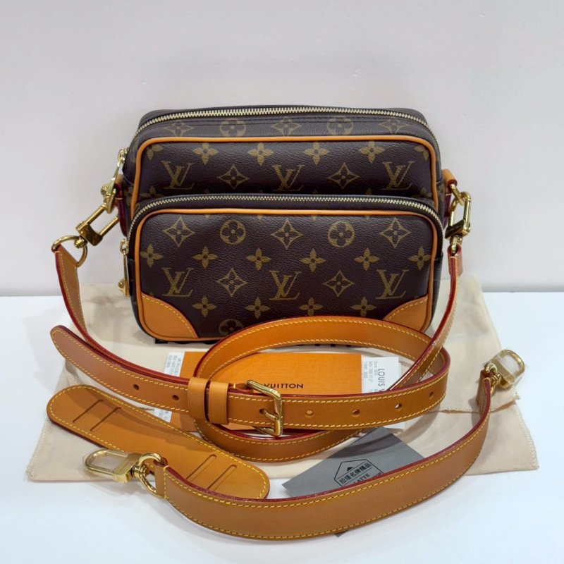 LV 斜背包/側背包/手提包/郵差包 M14016 93成新-2