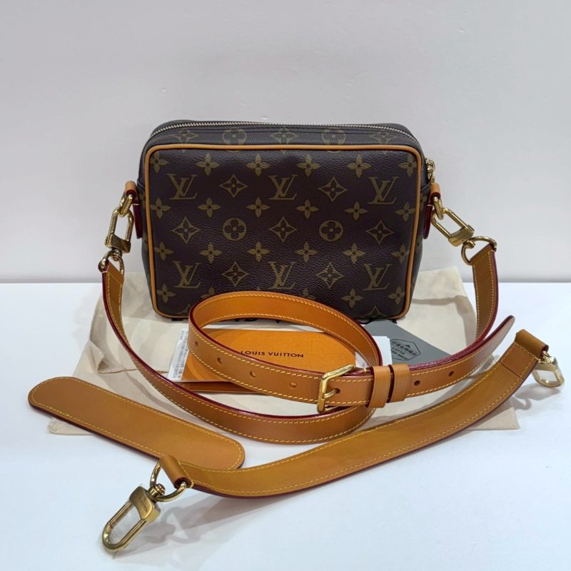 LV 斜背包/側背包/手提包/郵差包 M14016 93成新-3