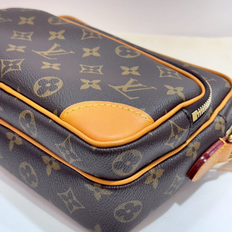 LV 斜背包/側背包/手提包/郵差包 M14016 93成新-4