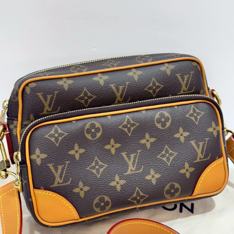 LV 斜背包/側背包/手提包/郵差包 M14016 93成新-8