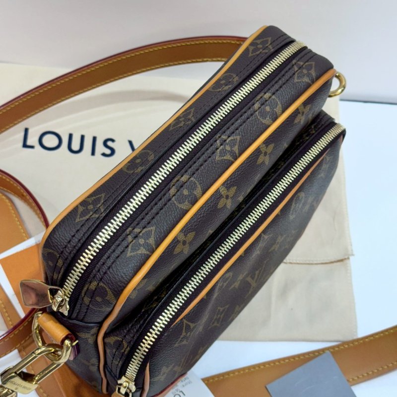 LV 斜背包/側背包/手提包/郵差包 M14016 93成新-17