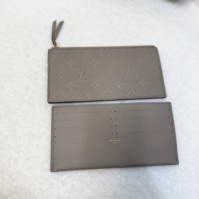 CP值高🫶🏻路易威登信封包LV Félicie Pochette米色牛皮壓紋三合一鏈包M68697-15