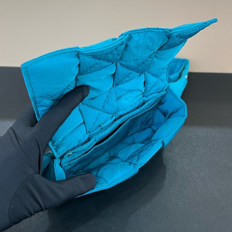 BV Padded Tech Cassette編織包bv手袋 bv cassette-2