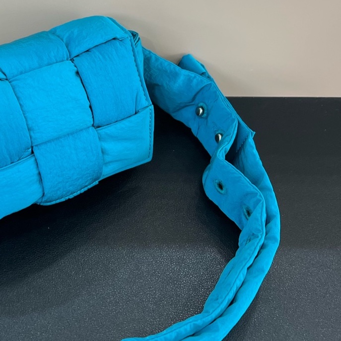 BV Padded Tech Cassette編織包bv手袋 bv cassette-10