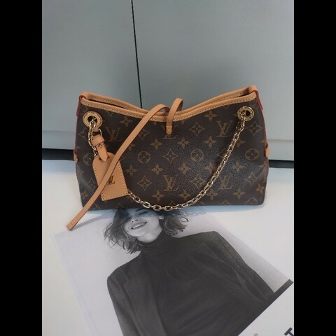 LV 老花金鍊小號斜背包 CarryAll BB