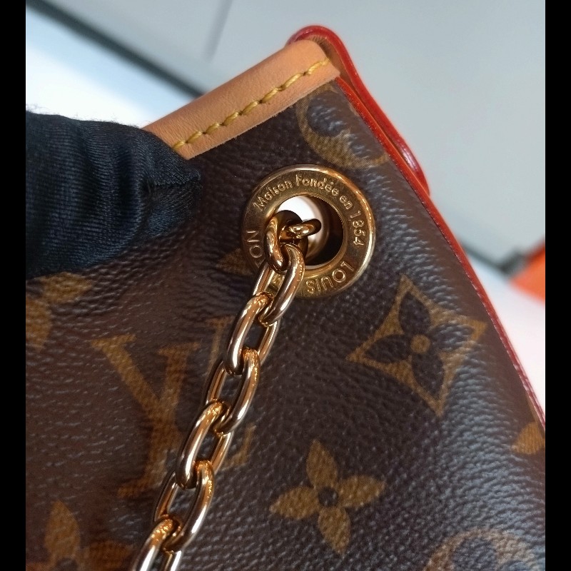 LV 老花金鍊小號斜背包 CarryAll BB-22