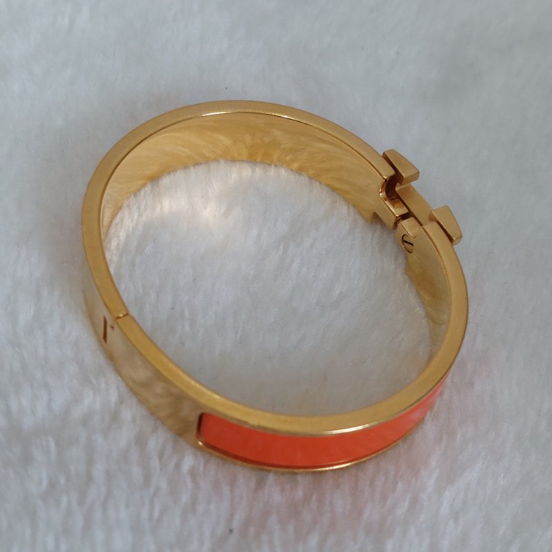 Hermes 🎀實拍 🎀愛馬仕 Clic H Logo細版玫瑰金橘色琺瑯手環-35