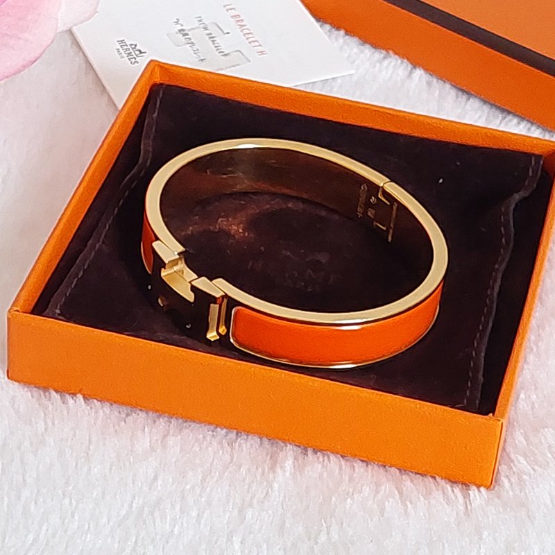 Hermes 🎀實拍 🎀愛馬仕 Clic H Logo細版玫瑰金橘色琺瑯手環-54