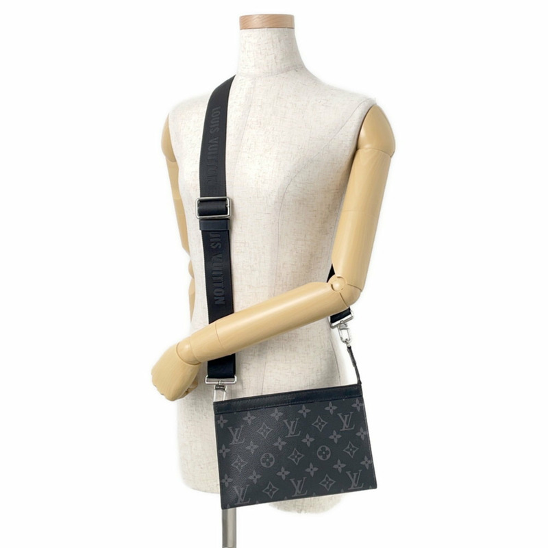 路易威登 Monogram Eclipse 單肩背包，搭配 Gaston 可穿戴錢包 M81124，黑色。男士手提包。-3